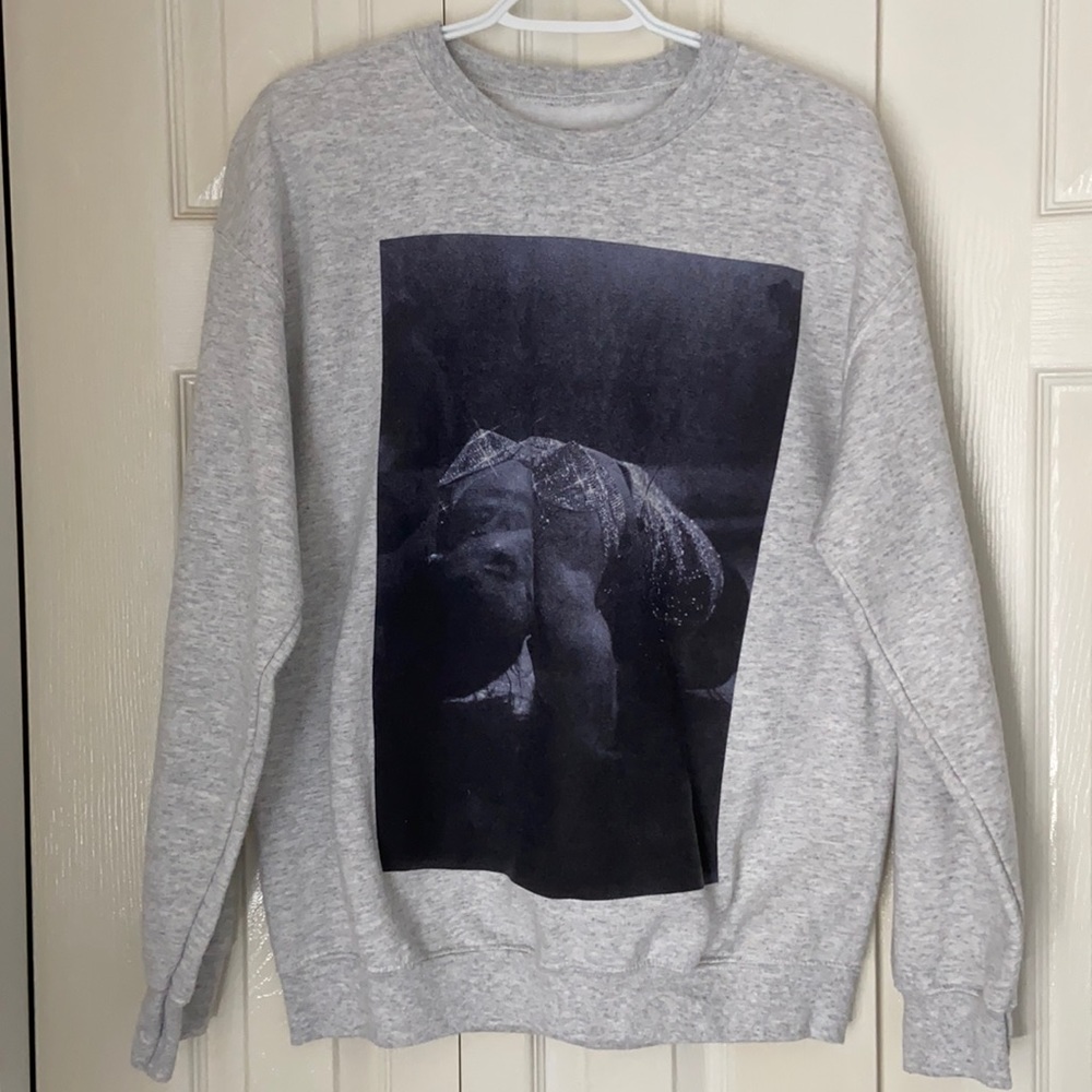 Ariana Grande Gray Graphic Sweatshirt with Black Photo Print